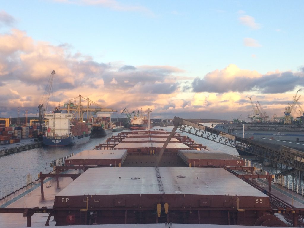 GEMİ YÜKLEME ,&nbsp; TAHLİYE VE AKTARMA GÖZETİMİ